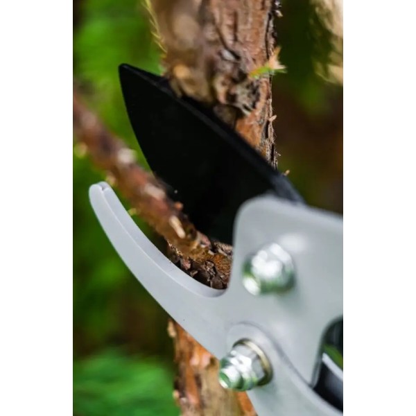 Фото - Сучкоріз Neo Tools 765 мм (15-251)